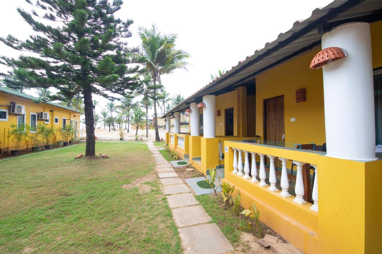 C Roque Beach Resort Colva Luaran gambar