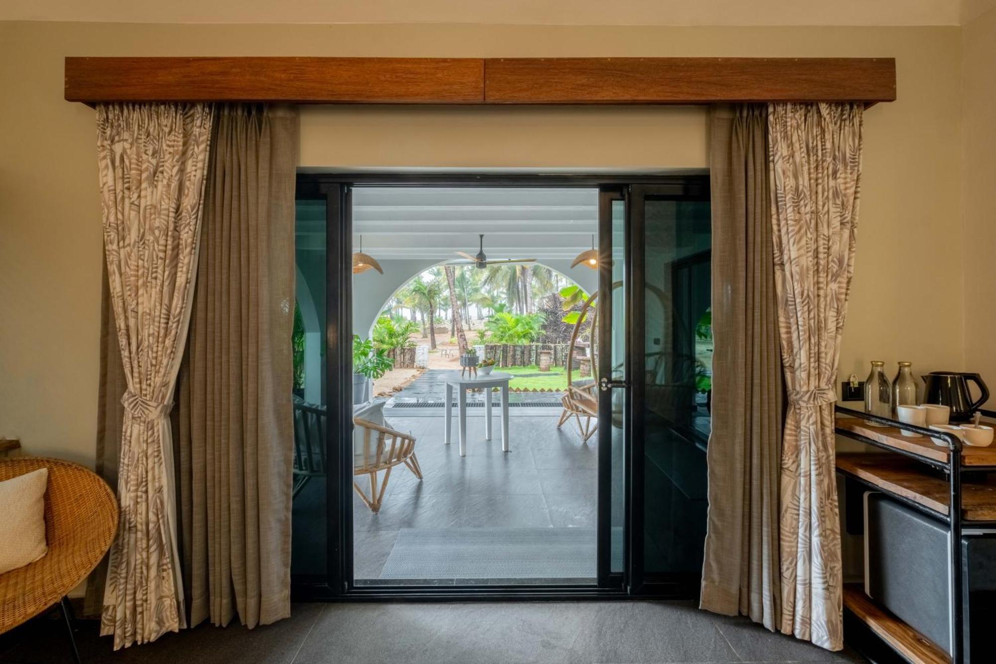 C Roque Beach Resort Colva Luaran gambar